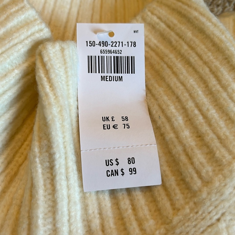 Abercrombie and Fitch medium cream turtleneck sweater
